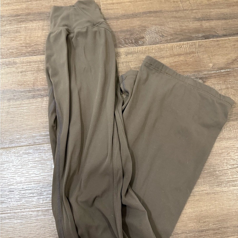 Alphalete flares
